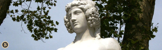 Baco: a fascinante história do deus do vinho romano e sua envolvente ligação com a nossa marca de cafés especiais